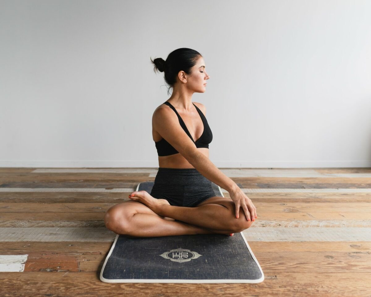 Hatha yoga: pratique pour genoux fragiles (tous niveaux) 