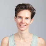 Professeur de yoga Anna Guégan