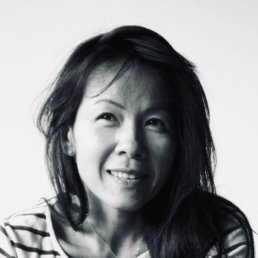 Professeur de yoga Kim Hurel