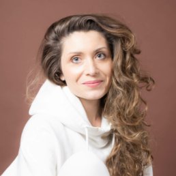 Professeur de Yoga Ludivine Papazoglou