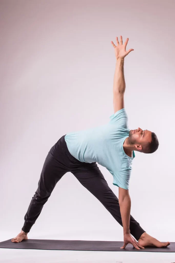 Posture triangle yoga